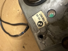Cabrio Verdeckkasten Motor Verdeck Kasten Deckel Motor Kiekert 8106927