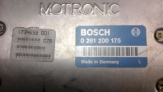 Motorsteuergerät 318is  0 261 200 175