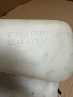 325ix Wischwasserbehälter 1375570 V8 Batterie Umbau