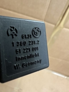 Zeitsteuergerät Innenlichtverzögerung Relais 1380231
