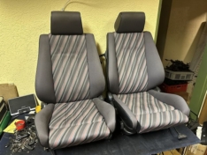 M Technik 2 Sportsitze klappbar