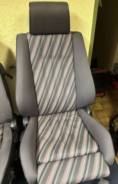 M Technik 2 Sportsitze klappbar