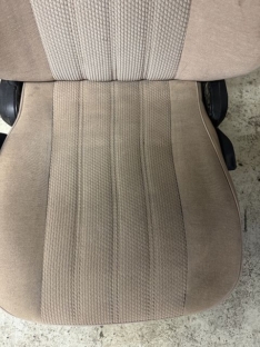 Fahrersitz Sitz Limousine beige