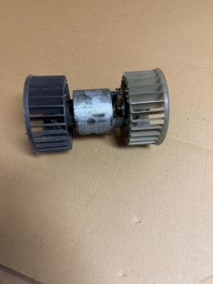 Klima Gebläsemotor Bosch 0130111110 Heizung Motor Gebläsekasten